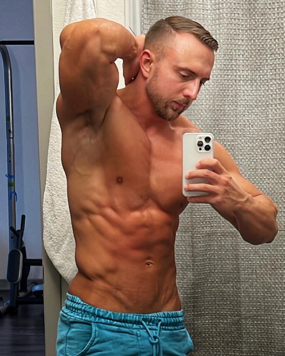 miles__alex's tweet photo. Staying focused on goal https://t.co/fmeGmUoObx