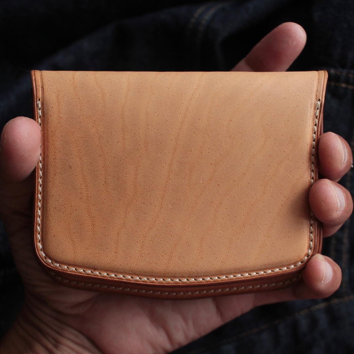 6tLeather's tweet photo. ParNToo ショートウォレット(Horse Butt)13000yen
✴︎
https://t.co/8HXhkFl3lz
✴︎
#沖縄 #宮古島 #6Tleatherworks
✴︎
#leathercraft #レザークラフト #茶芯 #茶芯財布 #茶芯ウォレット #ホースバット #horsebutt #shortwallet #ショートウォレット #parntoo https://t.co/wVrjgKNV2c