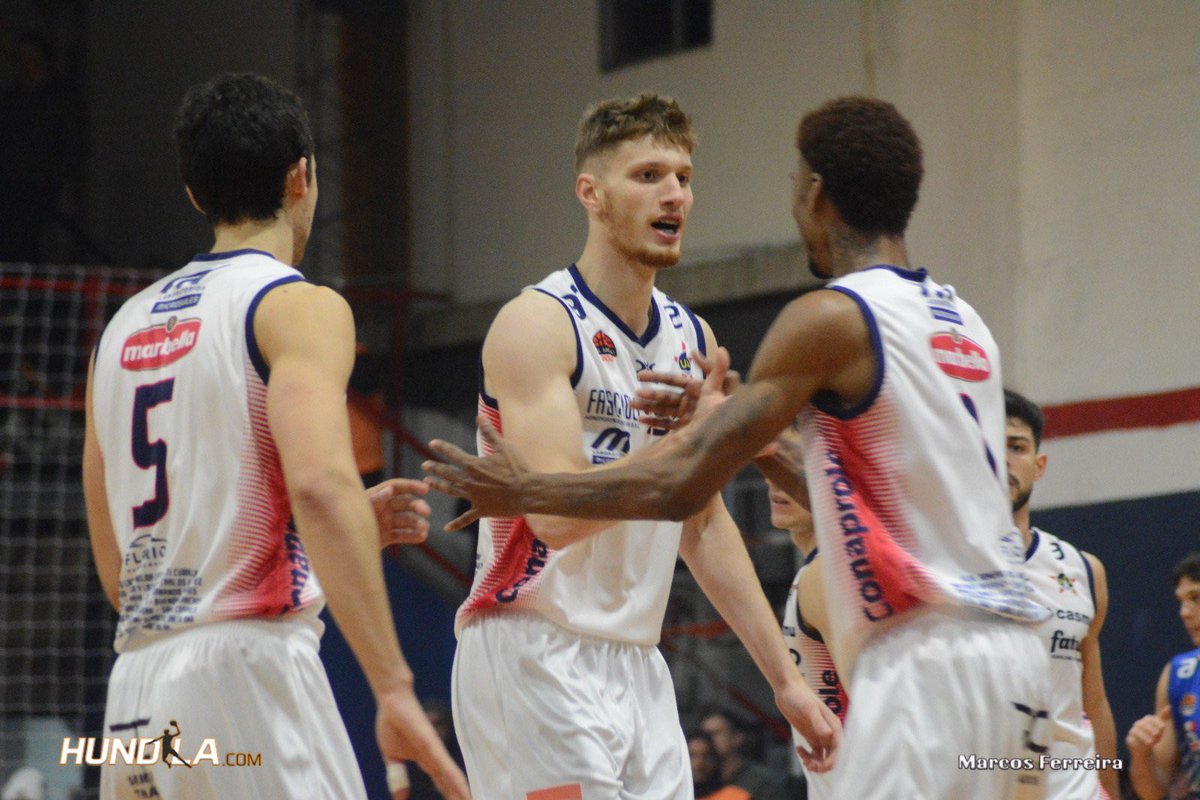 hundilacom's tweet image. #UniónAtlética a base de un gran segundo tiempo venció 86-76 a #Stockolmo y comenzó ganando el Metro. Latarius Mosley tuvo una muy buena presentación, sumado a los buenos aportes de Nicolás Pereyra y Felipe Rodríguez

👉hundila.com/index.php/en/a…