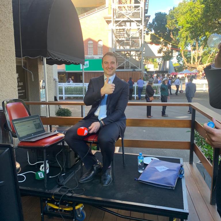 All the best in the big one <a href="/JobeWatson/">Jobe Watson</a> 🙏 with Annavisto!