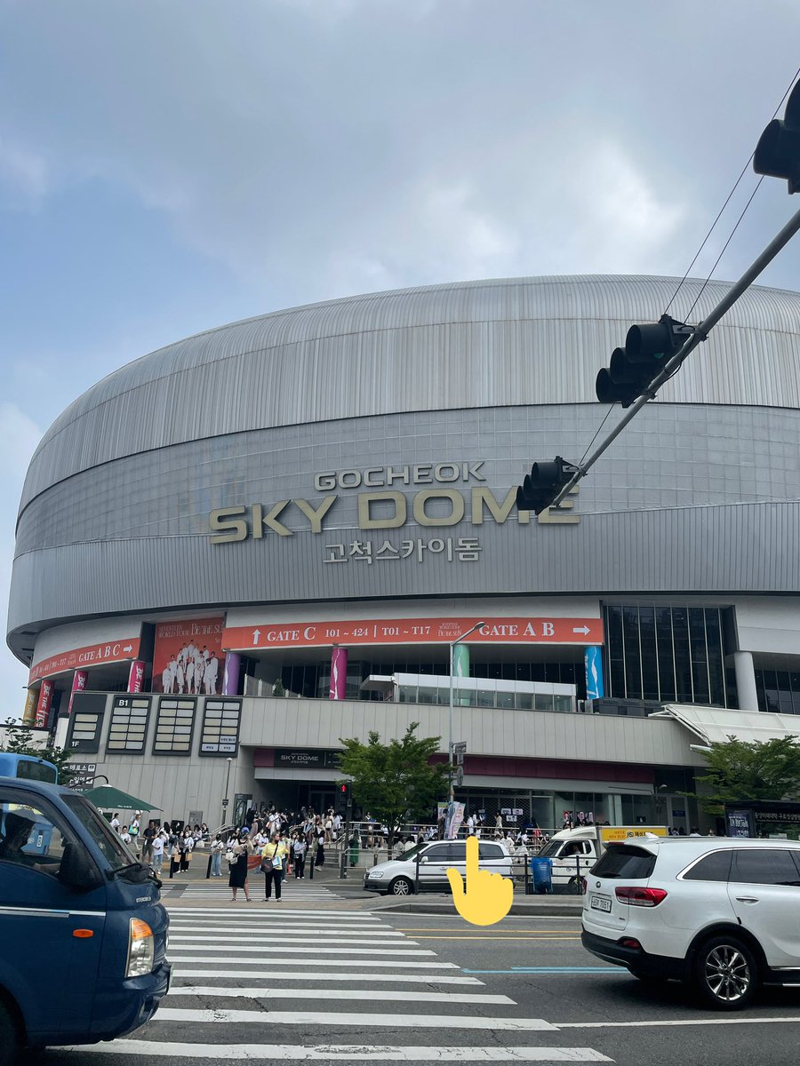 못 찾는 분이 계셔사!
여기 있어요!