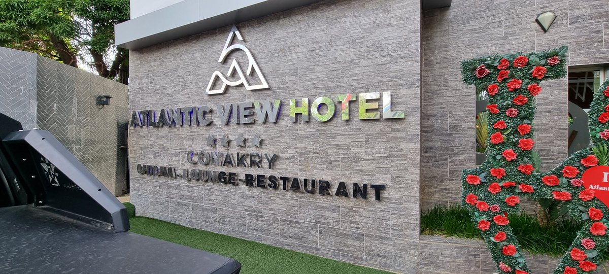 diantybarry's tweet photo. Regler vos factures à l'hôtel Atlantic view grâce au paiement marchand orange money. @orangeguinee_gn @GroupeSonatel #TL224 #orangemoney #hôtel #mobilmoney https://t.co/9qKe3jF1dT