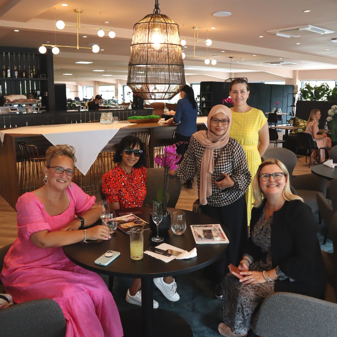SopersHouse's tweet photo. We enjoyed another amazing Ladies Networking Event at Sópers House yesterday! ✨⁠
⁠
Another excellent opportunity to learn, network and meet new people as well as enjoy a fantastic brunch! 🍽️
⁠
#sopershouse #cuffley #pottersbar #hertfordshire https://t.co/YkaMJ7ugjI