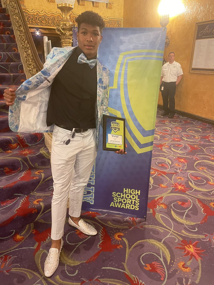 Xavier Preston tweet media