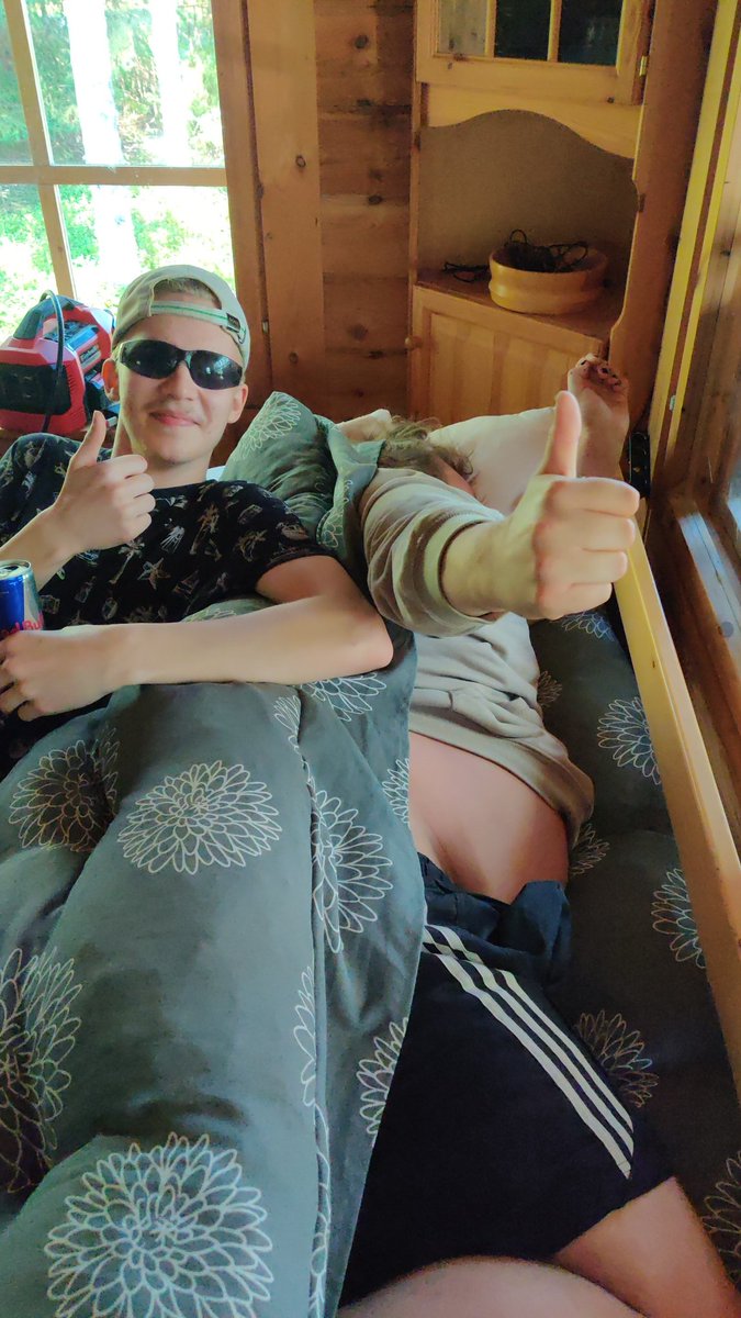 Day 2 <a href="/Feizy_x/">Vihtori Pummila</a>

<a href="/juhitsugg/">John</a> tulos?

#hyvis