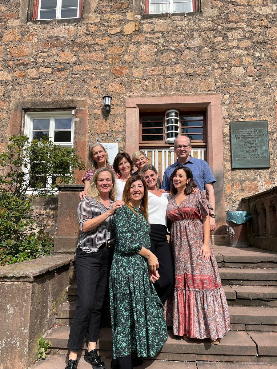 martastic_'s tweet photo. Gracias a este equipazo por el día de ayer en la Philipps-Universität Marburg en Alemania @Uni_MR: @ocrumoy, @StenderAlice, @mktejada, @Mercetorgar, @JohannesKabatek, Marian Pérez y Kathrin Siebold. https://t.co/0nVeV6ka7W