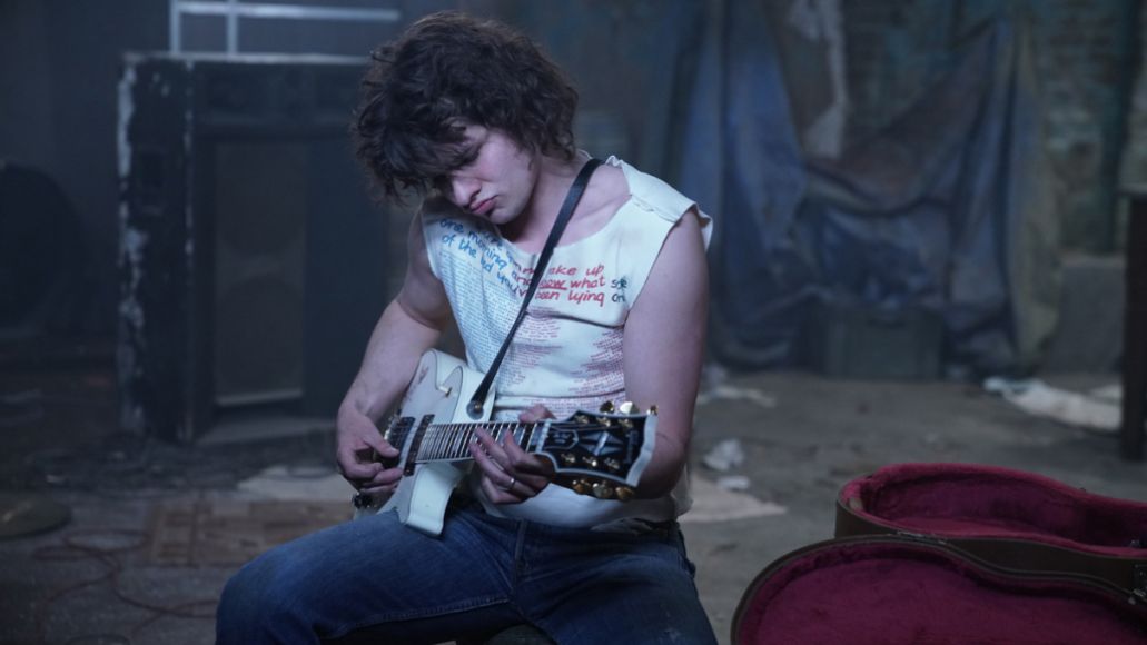 danmc2's tweet photo. TALKIN' 'BOUT A REVOLUTION: #DannyBoyle's #FX &amp; #Disney+ miniseries #pistolfx chronicles the rise and spectacular combustion of The #SexPistols. But how does it measure up to other rock biopics and biographical series?.. https://t.co/OHQMxQgqa6 #PistolOnDisneyPlus https://t.co/RWs4jNOUuu