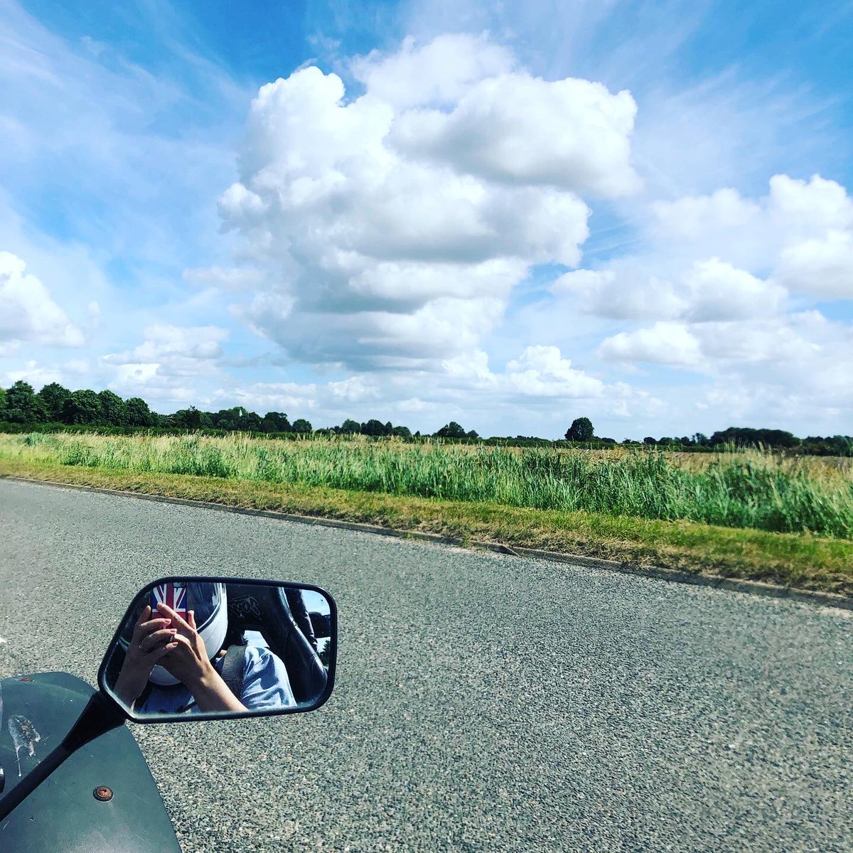 Craig_In_Space's tweet photo. Great day for a buggy ride ☀️ 

#petrolhead #dunebuggy #joyner #joynerbuggy #joynerbuggies #lincs #lincolnshire #britishsummer #summerishere #summerdrive #summerride #buggy #buggyride https://t.co/Hr9ShgE0T3