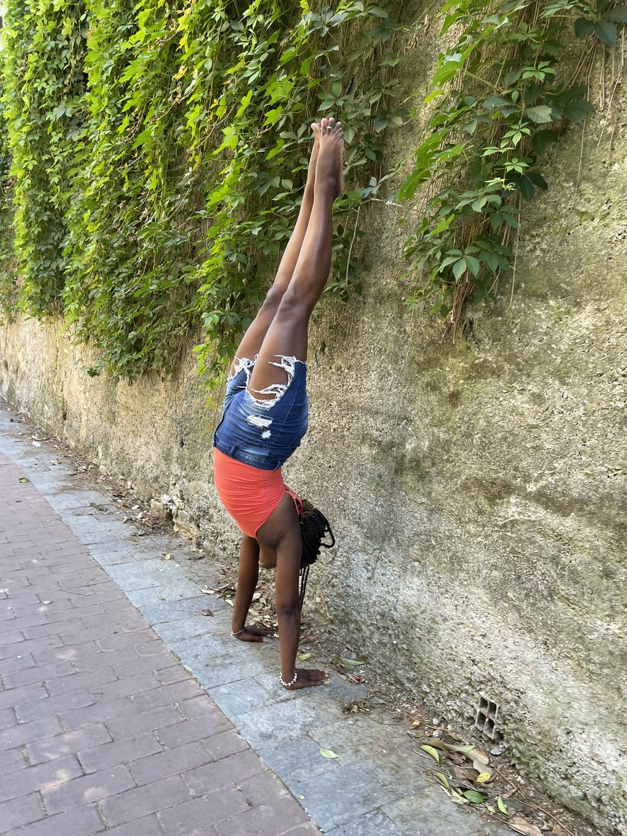 ValRobinson8's tweet photo. On the road to 50, traveling to every country that I can…#Yogaqueen https://t.co/N3nJJTee19