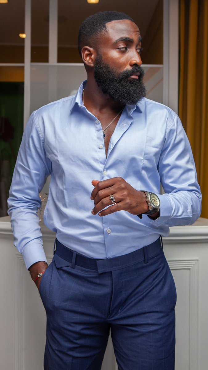 maisonlychee's tweet photo. #classyoutfit 

Chemise bleu ciel avec pied de col et fente déguisé au dos

25.000F
Taille : M - 2XL

Commandez au 655669080

#classicfurniture #beardedmanoftheday
#maisonlychee #collectionmangue #weekendishere #feelthereel https://t.co/rQc158fCOm