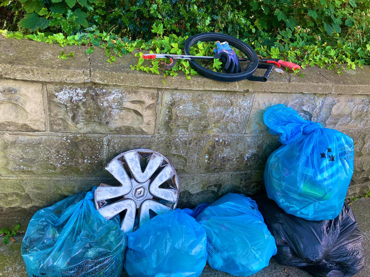 Thanks to those who were out helping tidy up this morning, your work is appreciated !