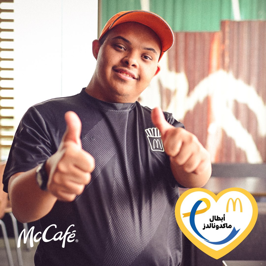 McDonaldsKSA's tweet photo. البطل وليد مدرب طاقم من أصل 45 موظف ذوي #متلازمة_داون 😍
شغفه عالي وهمته تكسر الجبال فيه نتباهى و نفخر إنه جزء من عائلة #ماكدونالدز 👏❤️
#ابطالنا_فيهم_نتباهى
#ماك_تدعم_ذوي_متلازمة_داون https://t.co/W7dCCac19Q