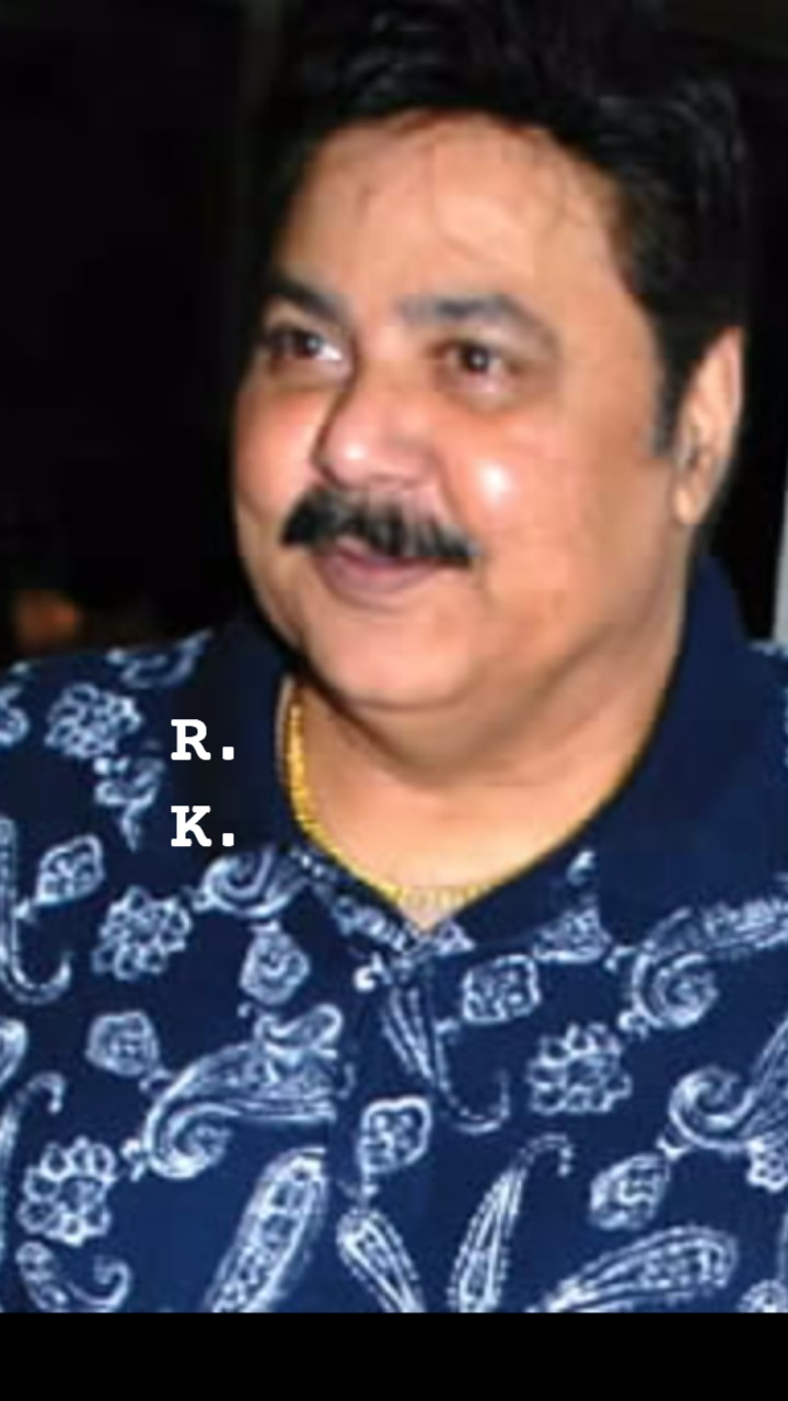 Happy Birthday to actor , Satish Shah 25-6-1951 . Kishore Kumar sang for him 1 movie 1 song . 