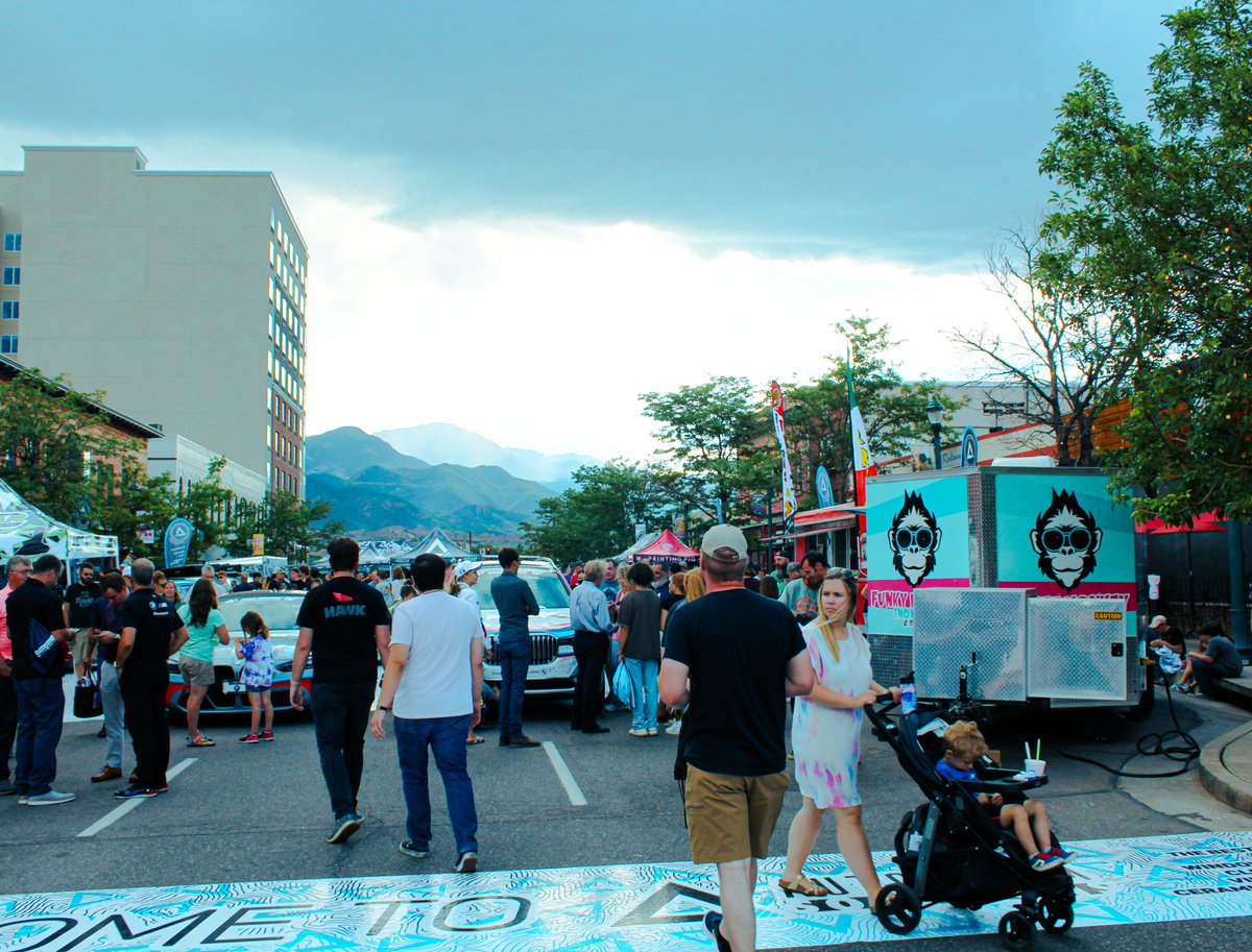 oneVzero's tweet photo. @PPIHC #RoadTo100 #100thRunning #PPIHC2022 #PPIHC #PikesPeak #PikesPeakHillClimb #RaceToTheClouds

The crowd was amazing. It wasn't near as packed as the last few years I've visited. https://t.co/OAPTmysoDC