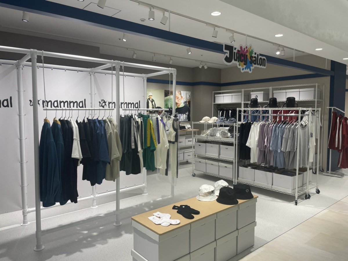 YouTuberのグッズやイベント・アパレル販売などを行う店舗「Juicy (ジューシー)」が、新宿OIOI本店3Fにオープン！

YouTube総登録者数約400万人、10~20代の若者を中心に人気を集めているYouTubeクリエイター「ジュキヤ」のブランド「mammal」SHOP IN SHOPが開催中です！

#Juicy #mammal #ジュキヤ