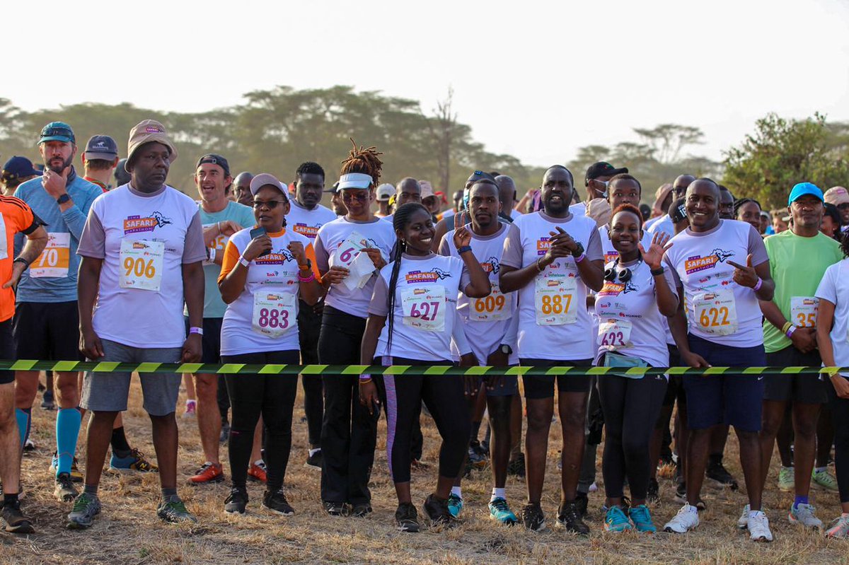 HuaweiKenya's tweet photo. Team #Huawei at the @LewaSafMarathon 2022! 
#Lewasafarimarathon
@lewa_wildlife 
@tusk_org https://t.co/g9ov7fuWRz