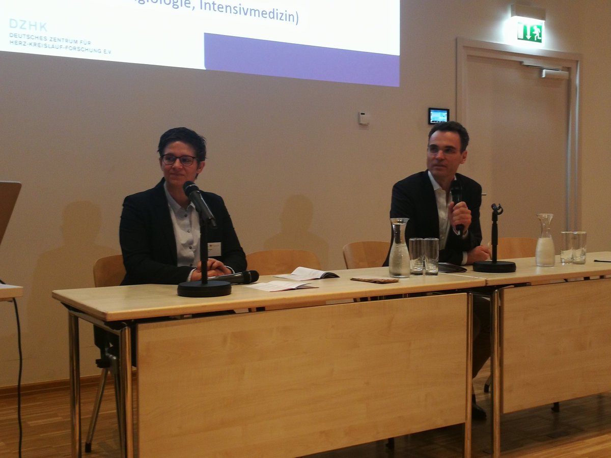 Start in den 2. TAG des Deutschen Echokardiographie Kongress der DGK in Leipzig. Grußwort des Präsidenten der DGK, Prof. Baldus Köln zu Beginn der wissenschaftlichen Sessions. #echoDGK22 #echofirst