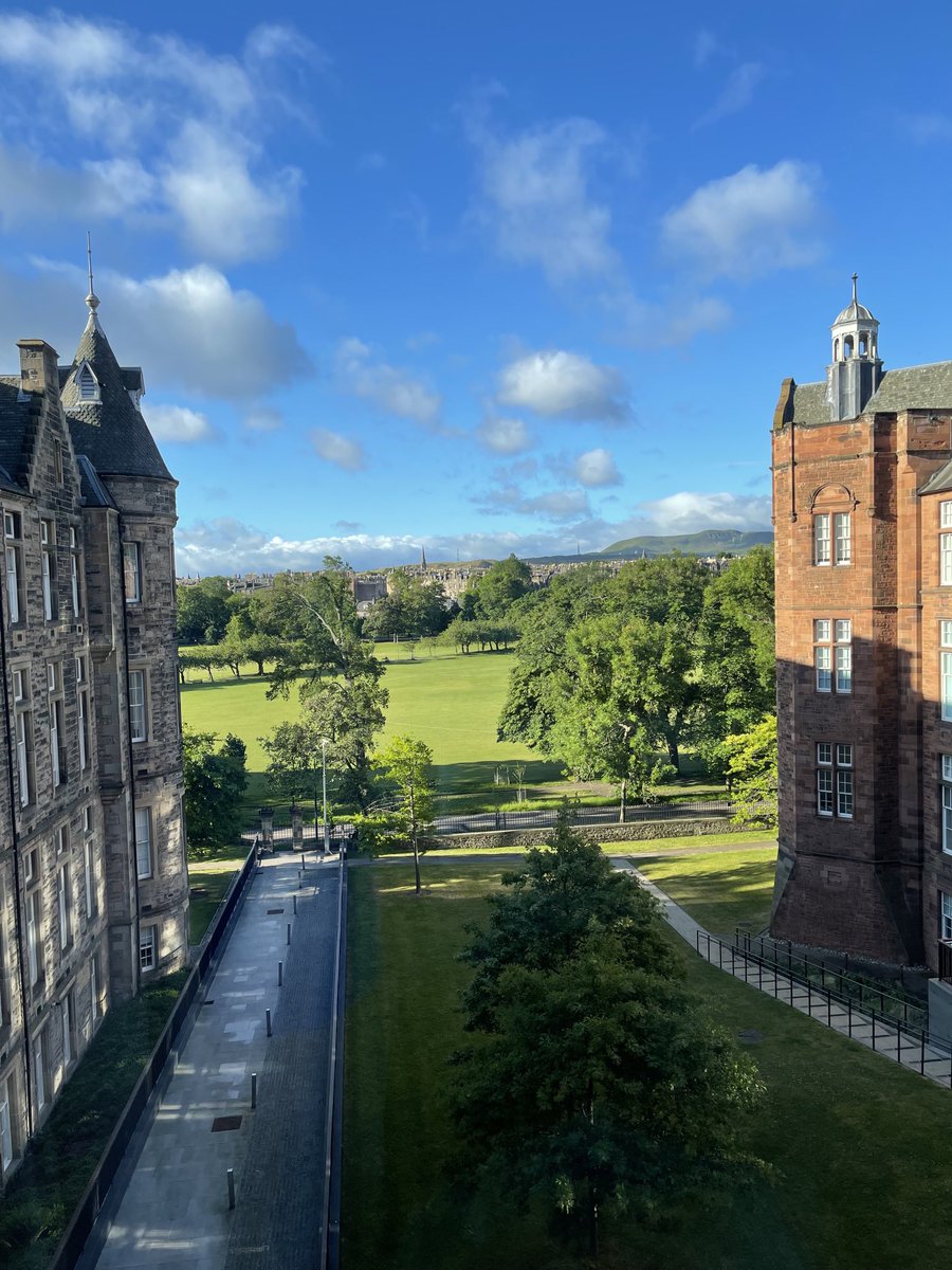 Blumacjazz's tweet photo. @natlibscot @RoGonzalesTV @Beathhigh @LiamMcIlvanney @HighlandWriter @gusmackenzie23 A room with a view on a 14C(57F) morning; not tiring of it yet! One never knows into whom one may bump around the corner(hint hint #beathhigh). https://t.co/hJP7ZA0FQP