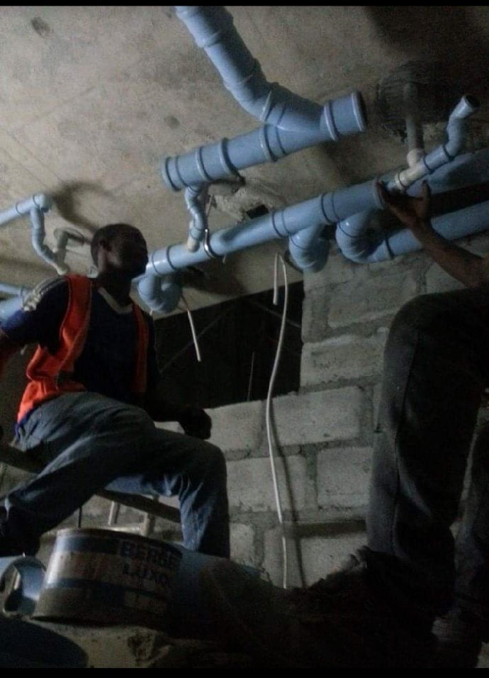 BASIKE64's tweet photo. I am a professional plumber this what i love doing, am into industrial and domestic plumbing works.
 Please help me to retweet, my client might be on your tl..  

#AbujaTwitterCommunity 
#AJSBirthday2022
#AsuuStrikeUpdate https://t.co/cfO8BSnPJd