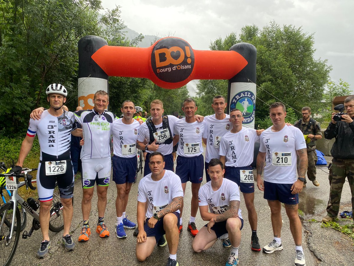 CDC3RAMa's tweet image. #AvecNosBlessés
En signe de solidarité 🤝avec les blessés de l’@armeedeterre, une délégation du #3RAMa s’est confrontée aux 21 virages de la mythique montée de l’Alpe d’Huez organisée par le @CDC_93eRAM
180km ajoutés au compteur #TenirLEffort (+252 virages et 13200 D+ 😏) 👊🏼