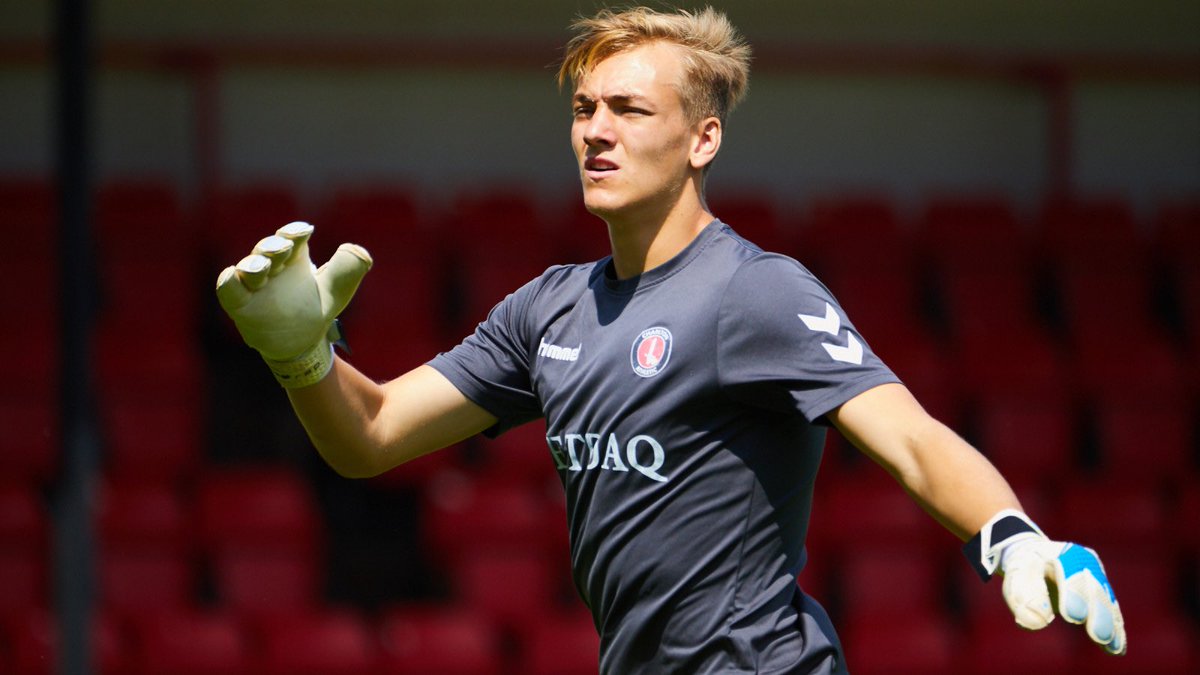 CafcFacts's tweet photo. Happy 23rd birthday to Charlton Athletic goalkeeper, Ashley Maynard-Brewer. Have a good day #cafc @Ash_MaynardB 👍 https://t.co/uMK2i9WVYD