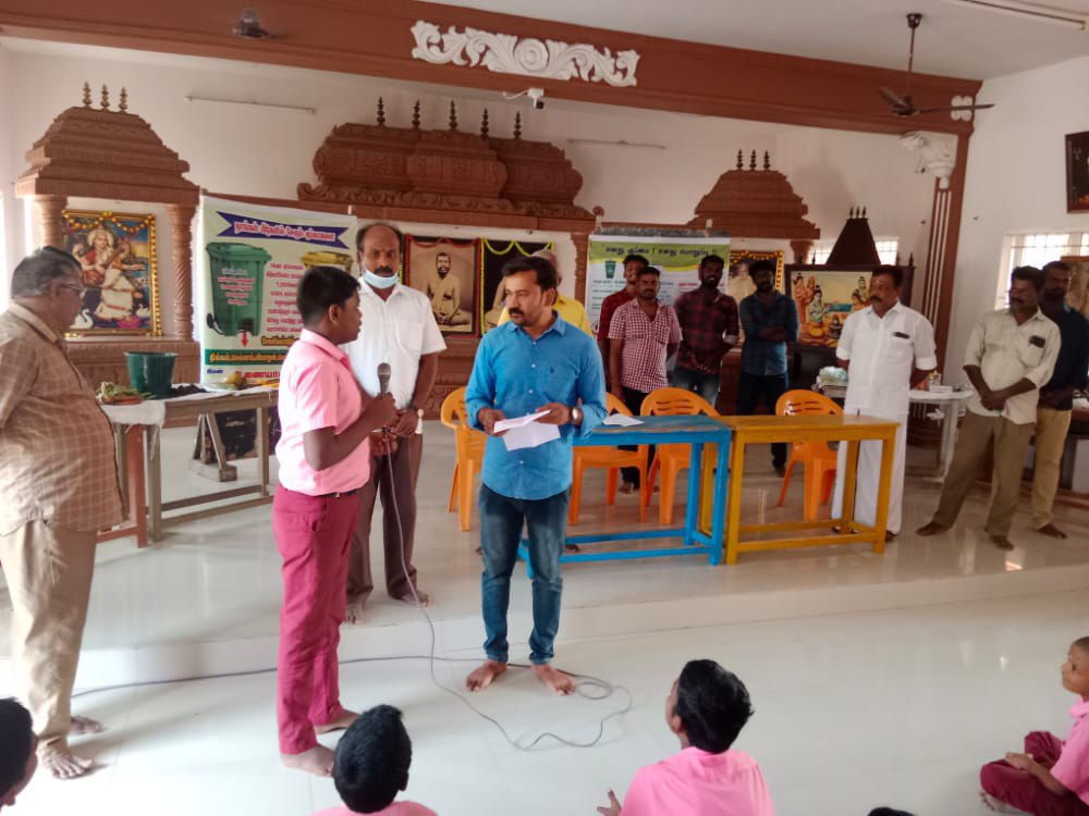 RameswaramMpty's tweet photo. @SwachhBharatGov Awareness was given by the Rameswaram Municipality at Vivekananda Vidyalaya School on the topic of "My Garbage is My Responsibility" on  People's Movement for Clean Cities.@SwachhBharatGov @SwachSurvekshan https://t.co/0zFZ2dm2O6