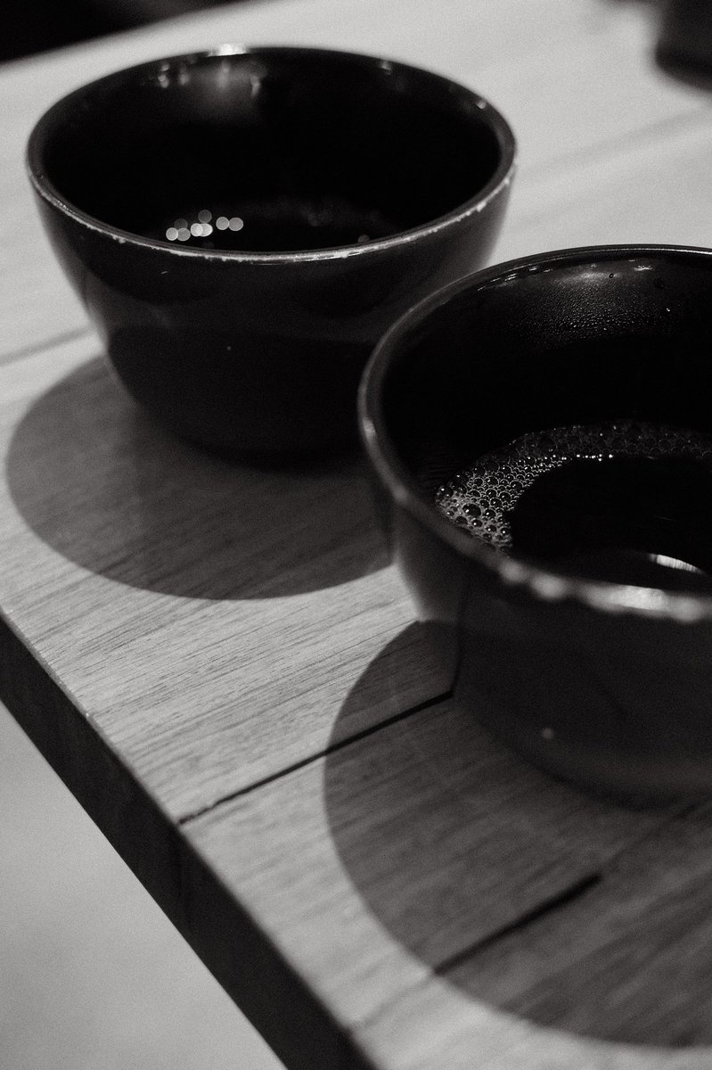 RTW_Photo's tweet photo. Two batch brews, Colombia & Ethiopia. Which country produces your favourite coffee #coffee #batchbrew #moccamaster #blackcoffee #filtercoffee #xpro3 #zeissplanar #fujifilm_xseries https://t.co/My2Vd7aQSf
