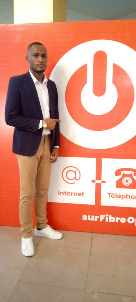 DeoBwalungu's tweet photo. Heureux week-end à toutes et à tous en mode @OnbySCPT Le premier pionnier de la Triple Play en RDC.
@Dmusete @dilsenKing @musila_serge
@gaelbozwa @FumukudiaD @DeniseNyakeru @SCPTCOMMUNICAT1 @Scptrdc https://t.co/i2AzAa0MUE