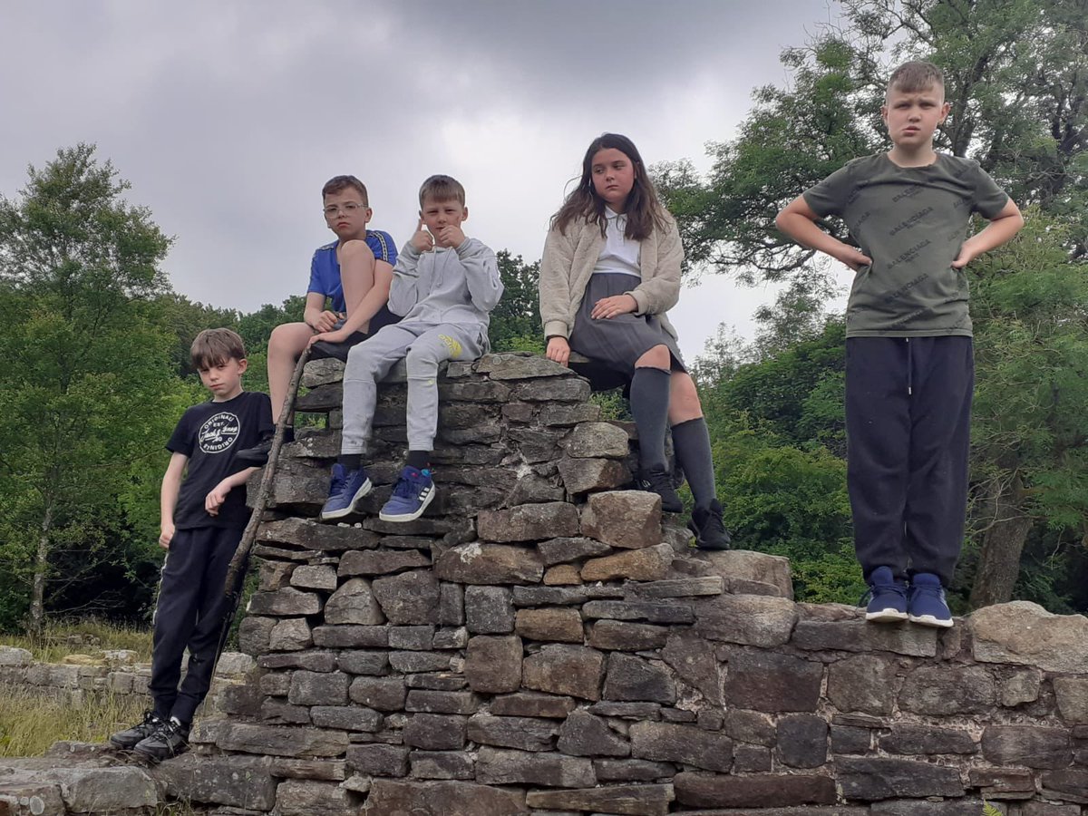 heights_o's tweet photo. A wonderful woodland trail adventure including tyre swings, den building, foraging and some local history. Great engagement from all the group, today was a good day @Head_TheHeights @primarynurture @TheHeightsSport #thisisap #outdoored https://t.co/psvFjTXThm