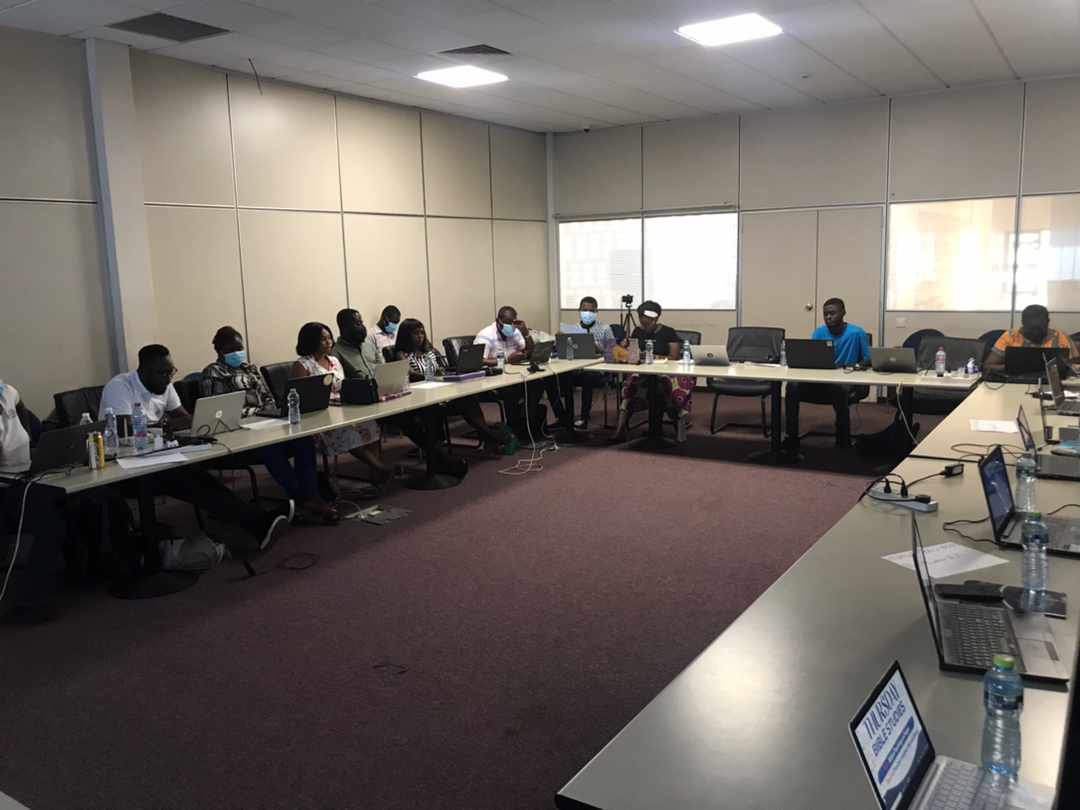 What an interesting sight to behold young people being trained to become editors on wikipedia. Thanks to @YouthClimateGH & @OFWAFRICA for making this happen. Young women are also actively participating in climate-related publications in Ghana.
#WikiForHumanRights