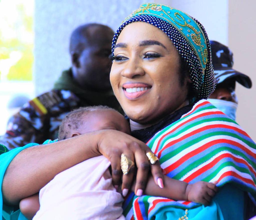 IbrahimEnemi's tweet photo. Zamfara State Government went agog at the arrival of the APC National Women Leader Dr Betta Edu for a 3 days power packed Mega Medical outreach and empowerment for Zamfara Women.
@edu_betta @womenleaderapc https://t.co/SnEnINFXOP
