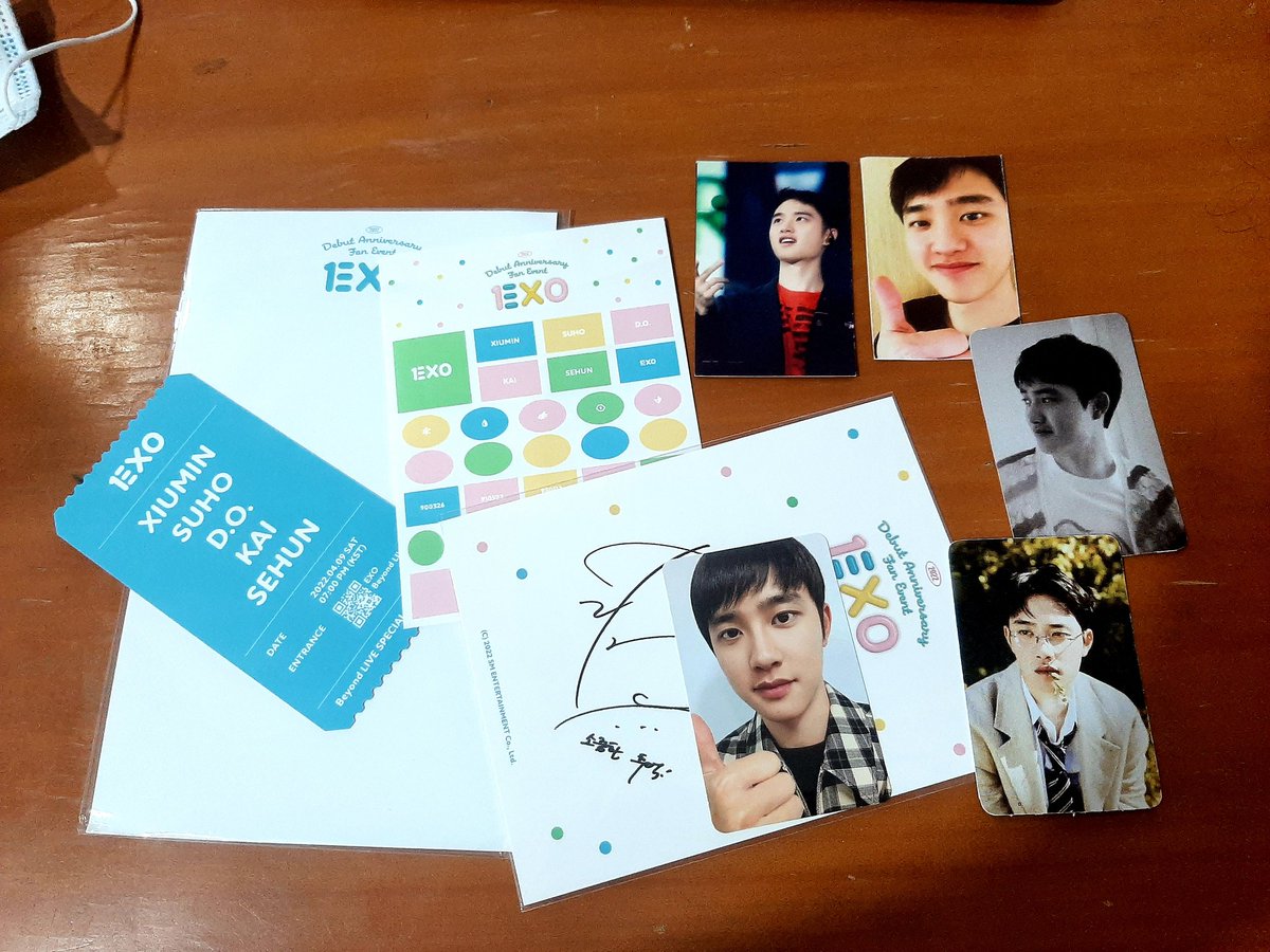 NicosiaOceania's tweet photo. WAHHHHH it's here na HUHUHU. Thank you so so much @forksoolo for my Kyungsoo AR ticket set. 🥰🥰🥰 package arrived safely! Thank you rin sa freebies! #FKSLFeedbacks 😍 https://t.co/nUOeqI6NMJ