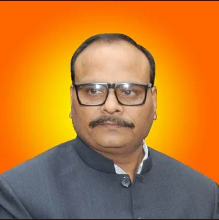 NileshK51146188's tweet photo. माननीय उपमुख्यमंत्री @brajeshpathakup जी को जन्मदिन की हार्दिक बधाई एवं शुभकामनाएं हम सभी सवर्ण अभ्यर्थी 69000 मे UR की सीटों पर हुई अवैध ओवरलेप्पींग की जांच करवाकर त्वरित निस्तारण की मांग करते है
@UPGovt @thisissanjubjp @basicshiksha_up @SarvendraEdu #Stop_Overlapping_In_69000 https://t.co/E1pIO4bX8x