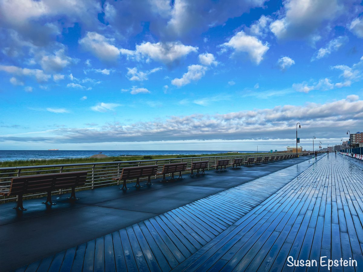 Look around you and see the beauty #beauty #peace #reflection #breathetheair #photographylovers #boardwalk #LongIsland #ocean #introvert
