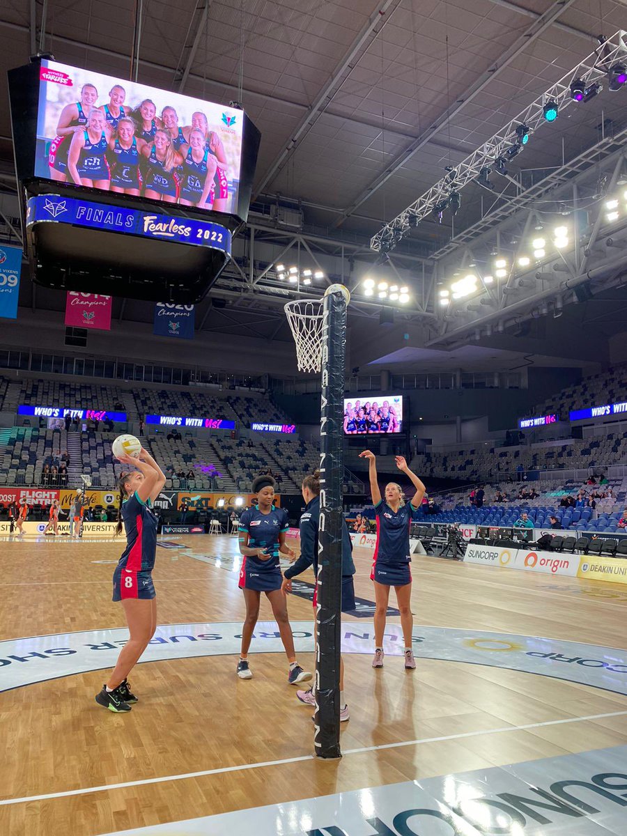 Melbourne Vixens tweet media