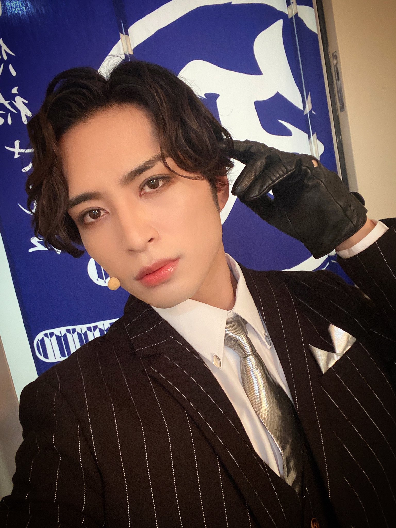 矢田 悠祐 ミュージカル アラバスター 本日幕開けでした 自分の演じるロックはかなりぶっ飛んだ役ですが いかがでしたでしょうか 感想もらえると明日からも矢田は頑張れます 引き続き肌の手入れしつつ 千秋楽までつっぱしるでー T Co