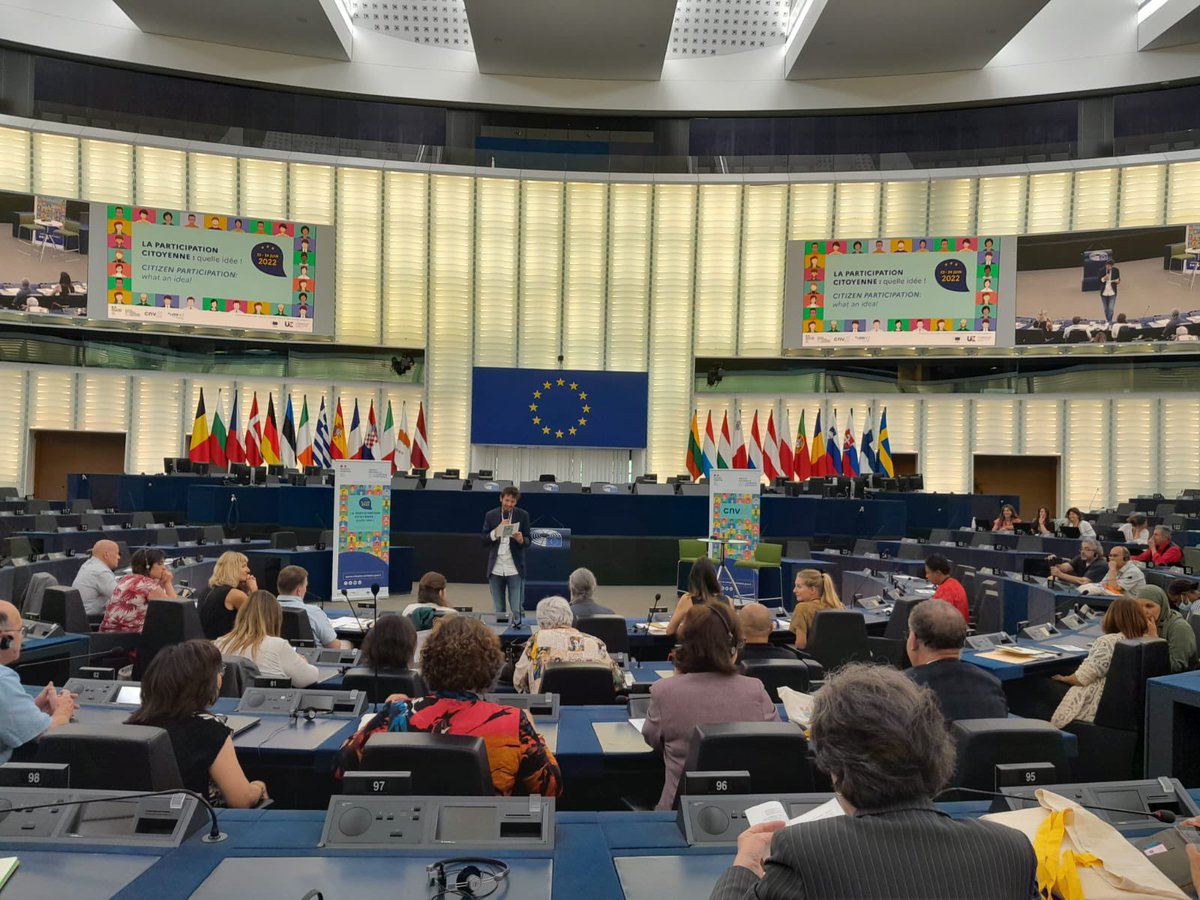 Retour sur 2 jours de rencontres et d’échanges passionnants au Parlement européen à #Strasbourg sur les enjeux de la participation citoyenne en Europe 🇪🇺

Merci à toutes les équipes d’organisation du @CNV_villes, <a href="/AcnActive/">Active Citizens network</a> <a href="/ANCTerritoires/">Agence nationale de la cohésion des territoires</a> <a href="/URBACT/">URBACT</a> et du <a href="/PEStrasbourg/">Parlement européen</a> bien sûr! 🙏🏻