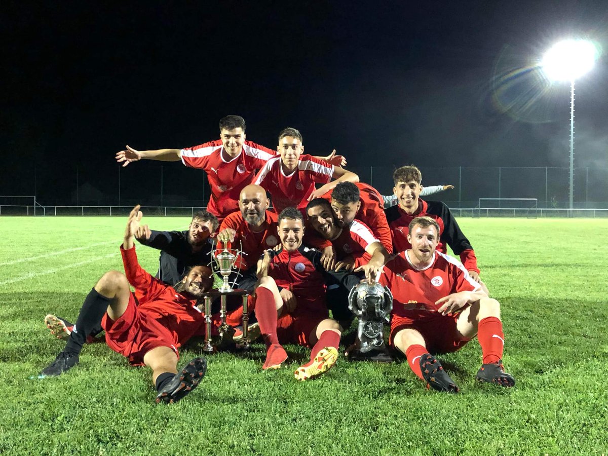 Kilian_bnf's tweet photo. Comment mieux clôturer une saison ?

Vainqueur du tournoi de St lyé la forêt 🍾🥳🥰

Félicitation à tout le groupe !!!💪💪

PS : nous souhaitons une bonne continuation à Thibzer et Rudboy qui ont porté pour la dernière fois le maillot du NAB🔴⚪ Merci les mecs !!! https://t.co/dLKiJ1bTIv