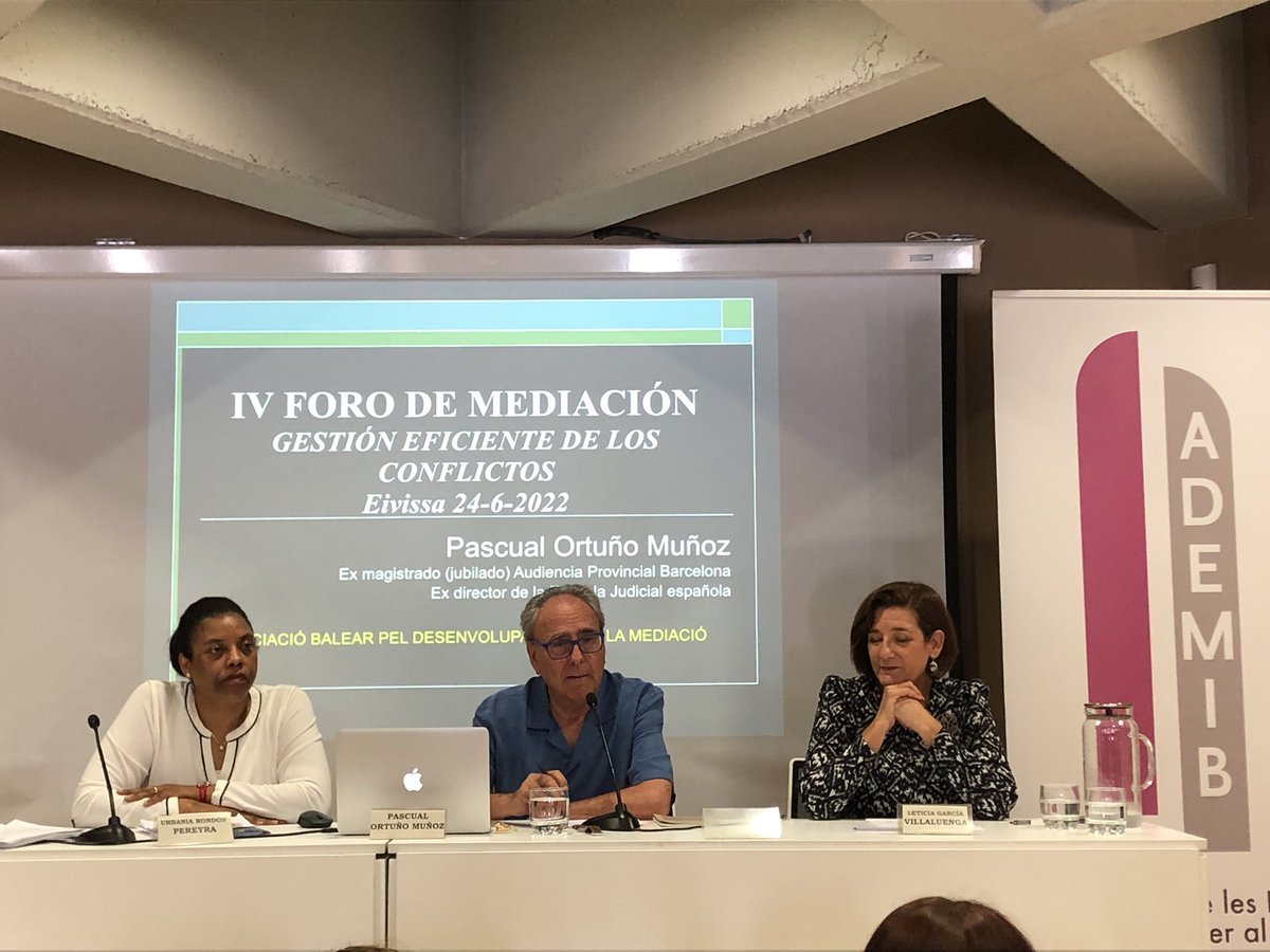 miqueljerez's tweet photo. Gracias a @mediacionademib por permitirme participar en esta magnífica jornada. Vuestro compromiso con la mediación es infinito.

La Ley de Eficiencia Procesal es una oportunidad para consolidar la cultura del acuerdo. Queda Mucho por mejorar. Trabajemos juntos en ese camino. https://t.co/oSf70YdgC9