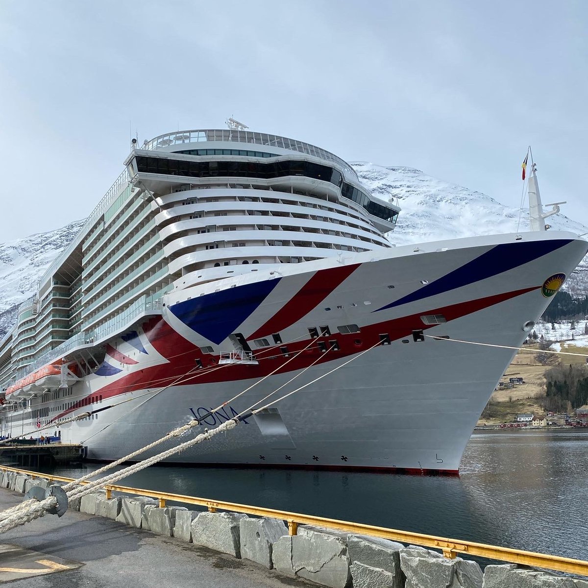 pandocruises's tweet photo. The lovely Iona in the Norwegian fjords 🛳
 
📷: stefan.wilko on Instagram https://t.co/UHLtkWhmWp