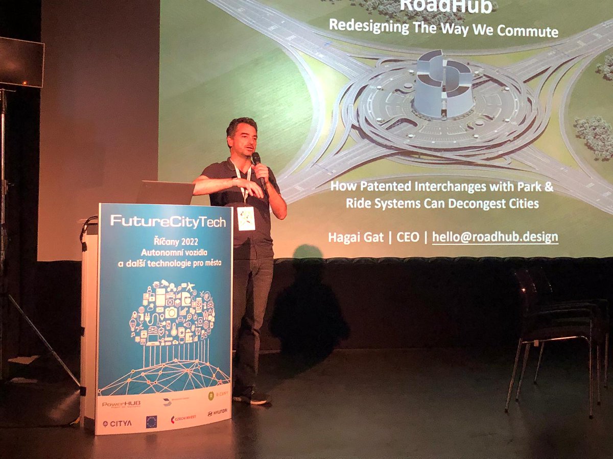 hagigat1's tweet image. #smartmobility &amp;amp; #multimodalmobility are interwind with each other. Had a great pleasure to talk about in FutureCityTech in #Czechia