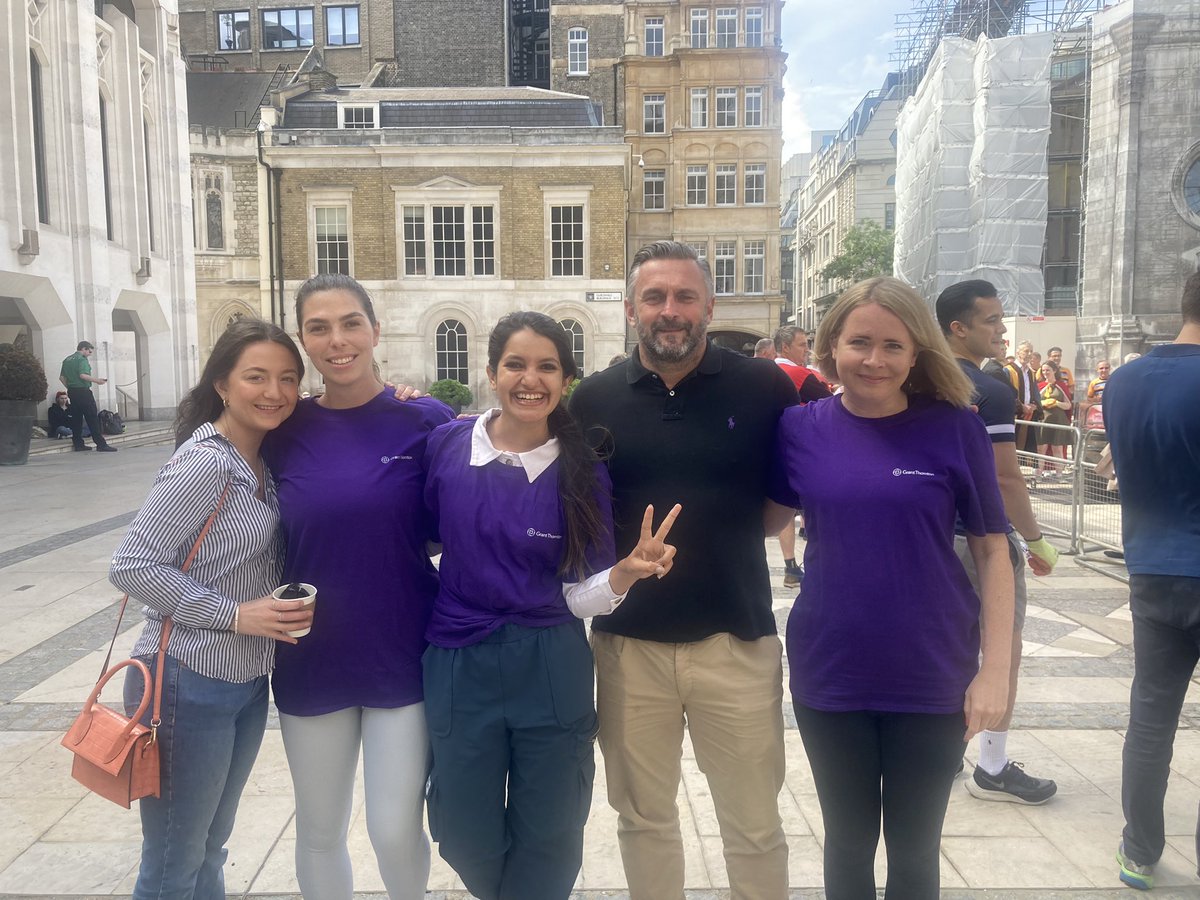 AngelaBilbow's tweet photo. Team @GrantThorntonUK about to embark on #cooperscaskrace #scaredface https://t.co/iof2c3kWpL