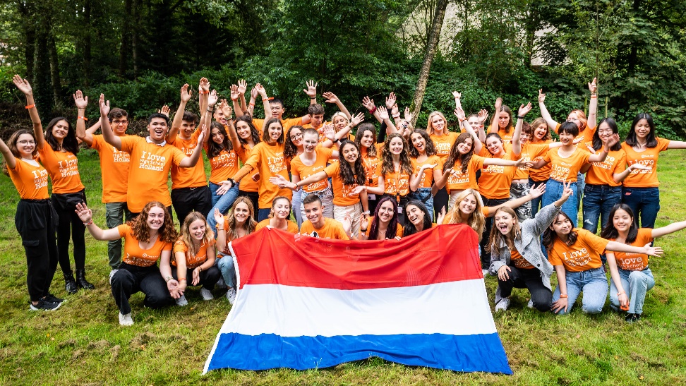 zuidlandnet's tweet photo. Andrea uit Italië zoekt een warm thuis in Zuidland of omgeving -
https://t.co/Xh9vt4a5Wq  @TravelActive #nissewaard https://t.co/x32Dqo6xpd