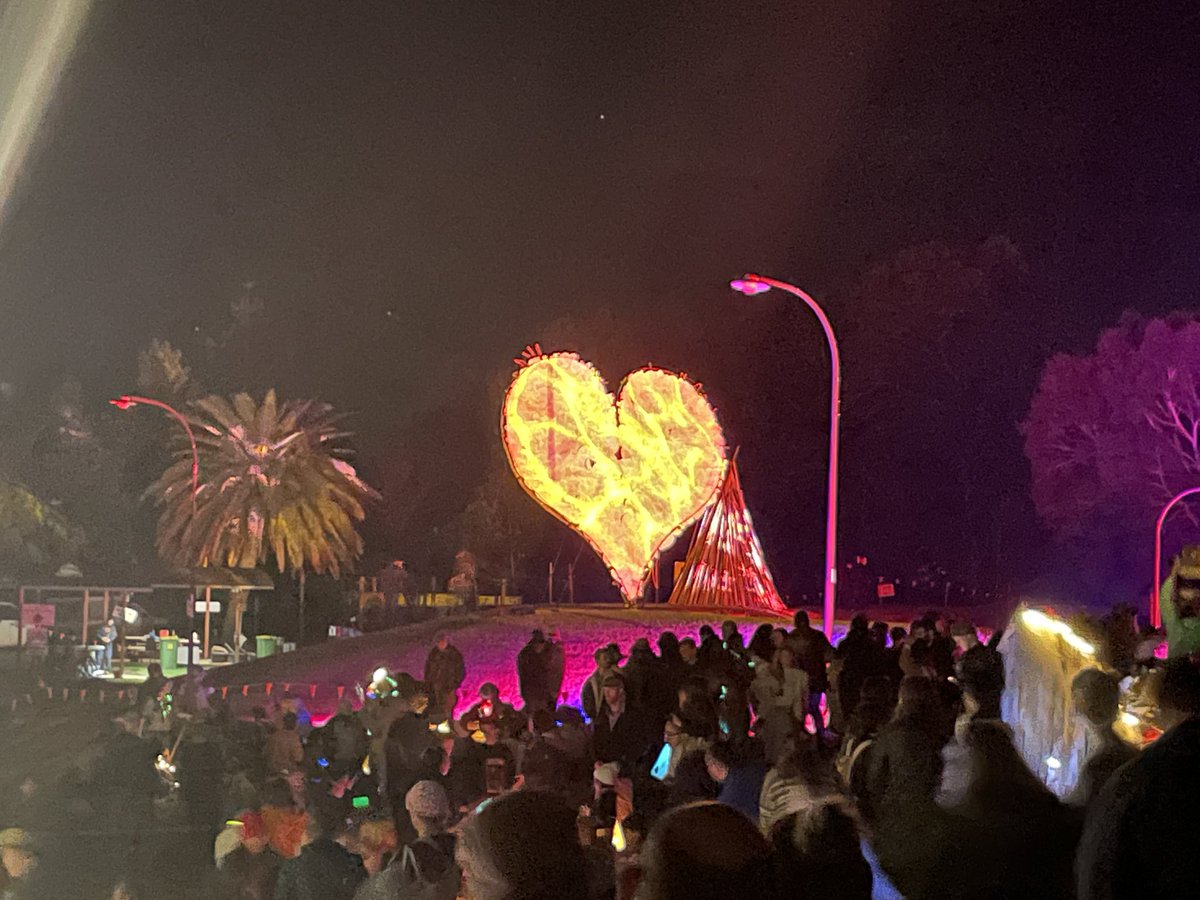 Lismore lantern parade ❤️Uncle Gilbert Laurie leading the parade ❤️ so many locals here joining together in the CBD.