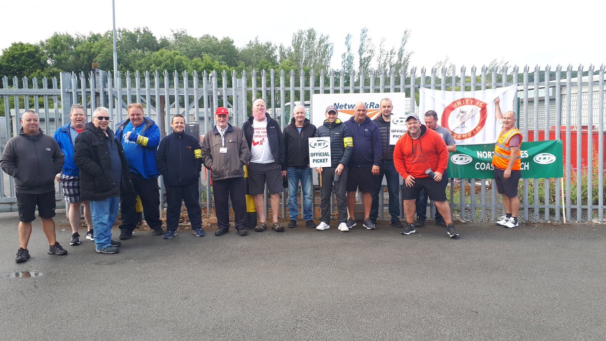 CoastWales's tweet photo. Day 3 - North Wales Coast Rock solid again today, thanks for all attending.2 Unite members present along with 3 local Labour Councillors. https://t.co/8C9teyMfmf