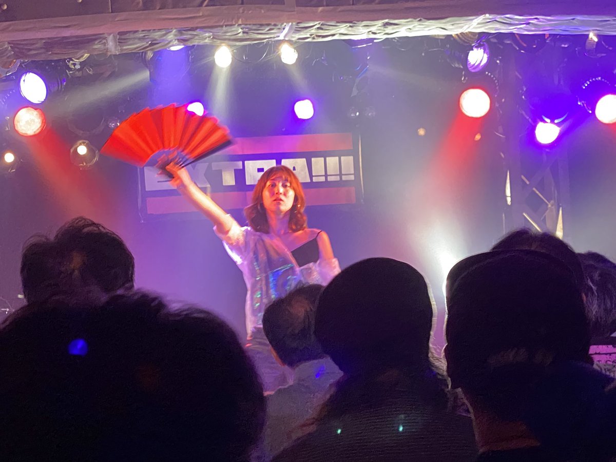 EXTRA_OFFICIAL's tweet photo. Saoriiiiiiさんです！ https://t.co/OaTwbi2DTj