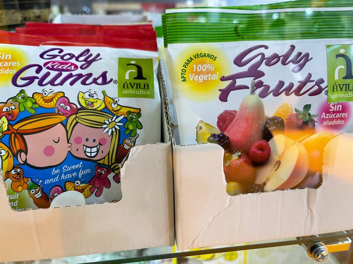Avilaautentica1's tweet photo. Nuestro asociado #Golydul es una empresa familiar con más de 60 años de tradición en la fabricación de productos de confitería de alta calidad 👏🏻
Mientras lees esto, nosotros nos estamos comiendo una chuche 🍬 https://t.co/VYEFkxpR6r