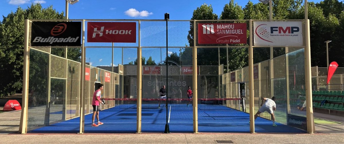 Hook Padel tweet media