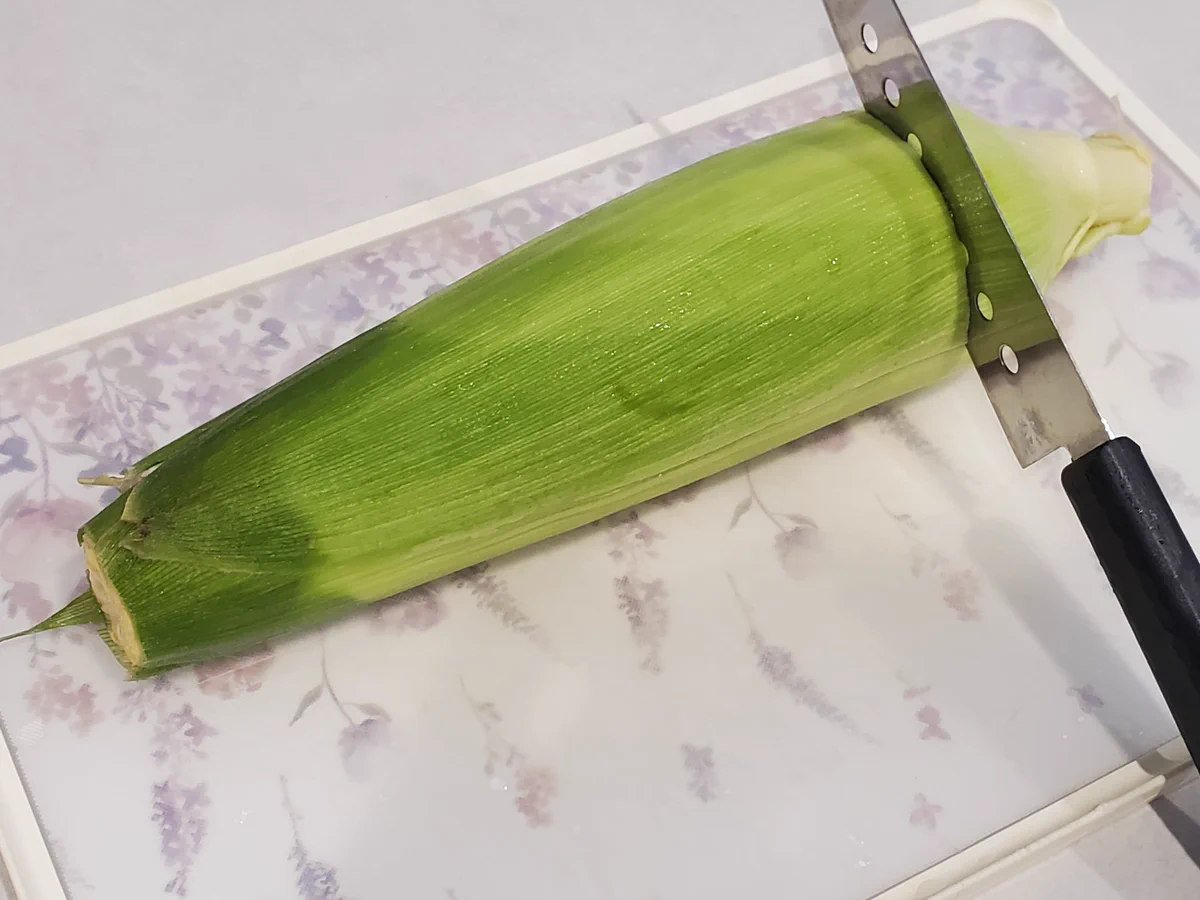 【話題‼】みんなにやってほしい！最も楽にとうもろこしを食べる方法！