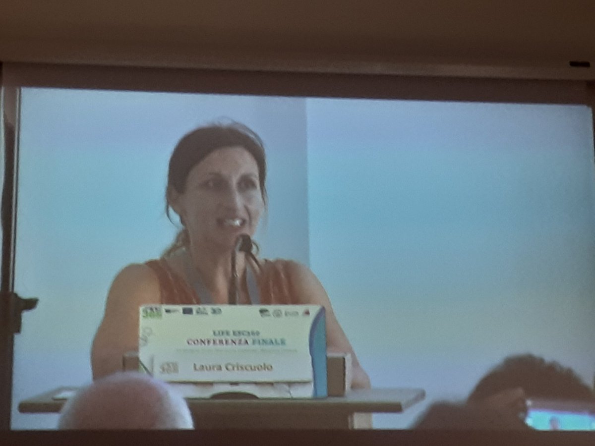 AlbaLAstorina's tweet image. Laura Criscuolo @CnrIrea e CnrIgg presenta l&apos;esperimento #CitizenScience a Milano @ProgettoBridges progetto-bridges.it/esperimento-ur… Grande panel al Convegno finale #LifeEsc360 @LIFEprogrammeIT moderato @CateBergami @lteritaly